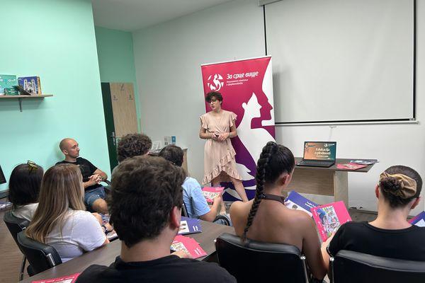 Edukacija o plodnosti u Vladičinom Hanu: mnogo pitanja, otvoren razgovor i veliko interesovanje mladih